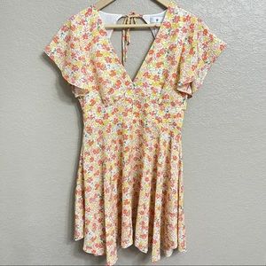 NWT SOCIALITE Floral Cutout Back Mini dress